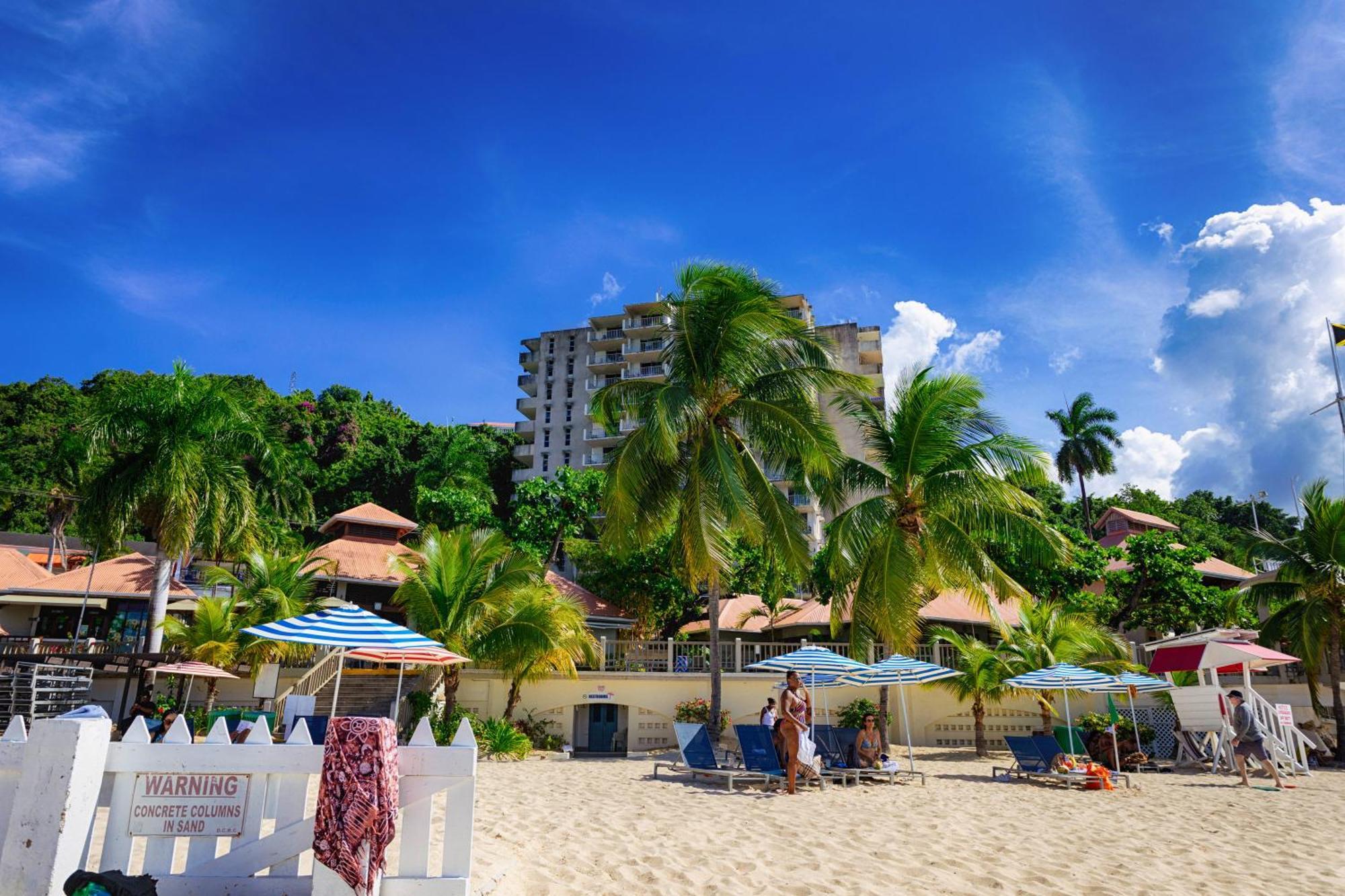 Montego Bay Club Apartments 외부 사진