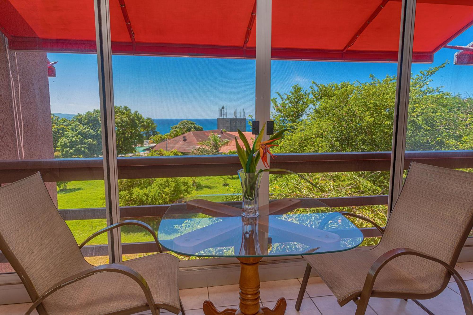Montego Bay Club Apartments 외부 사진