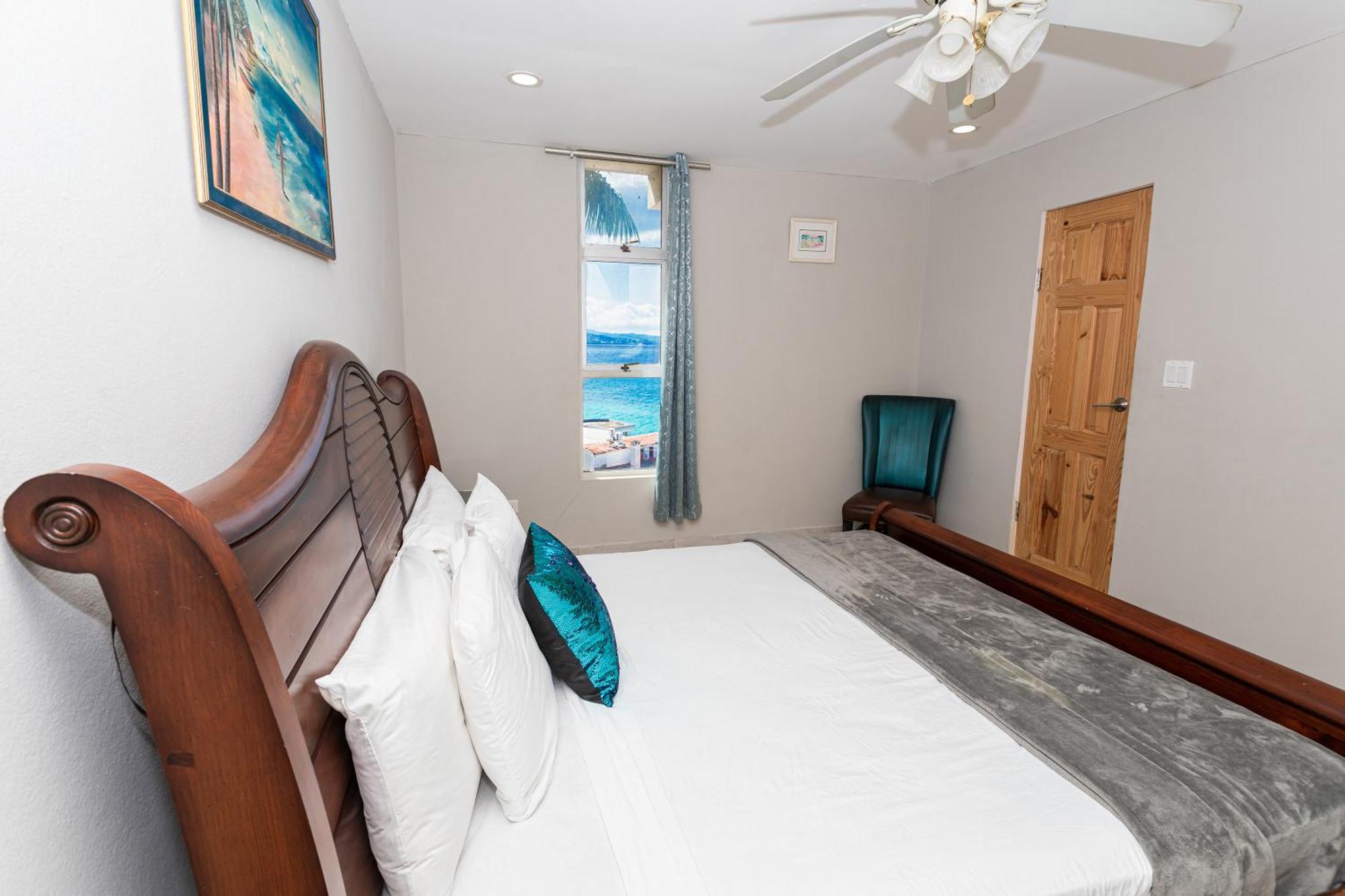Montego Bay Club Apartments 외부 사진