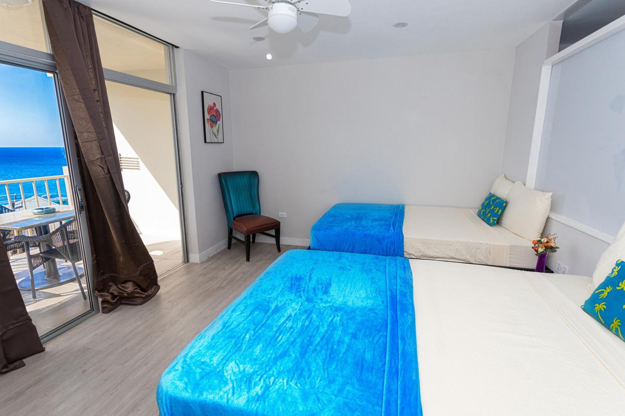 Montego Bay Club Apartments 외부 사진