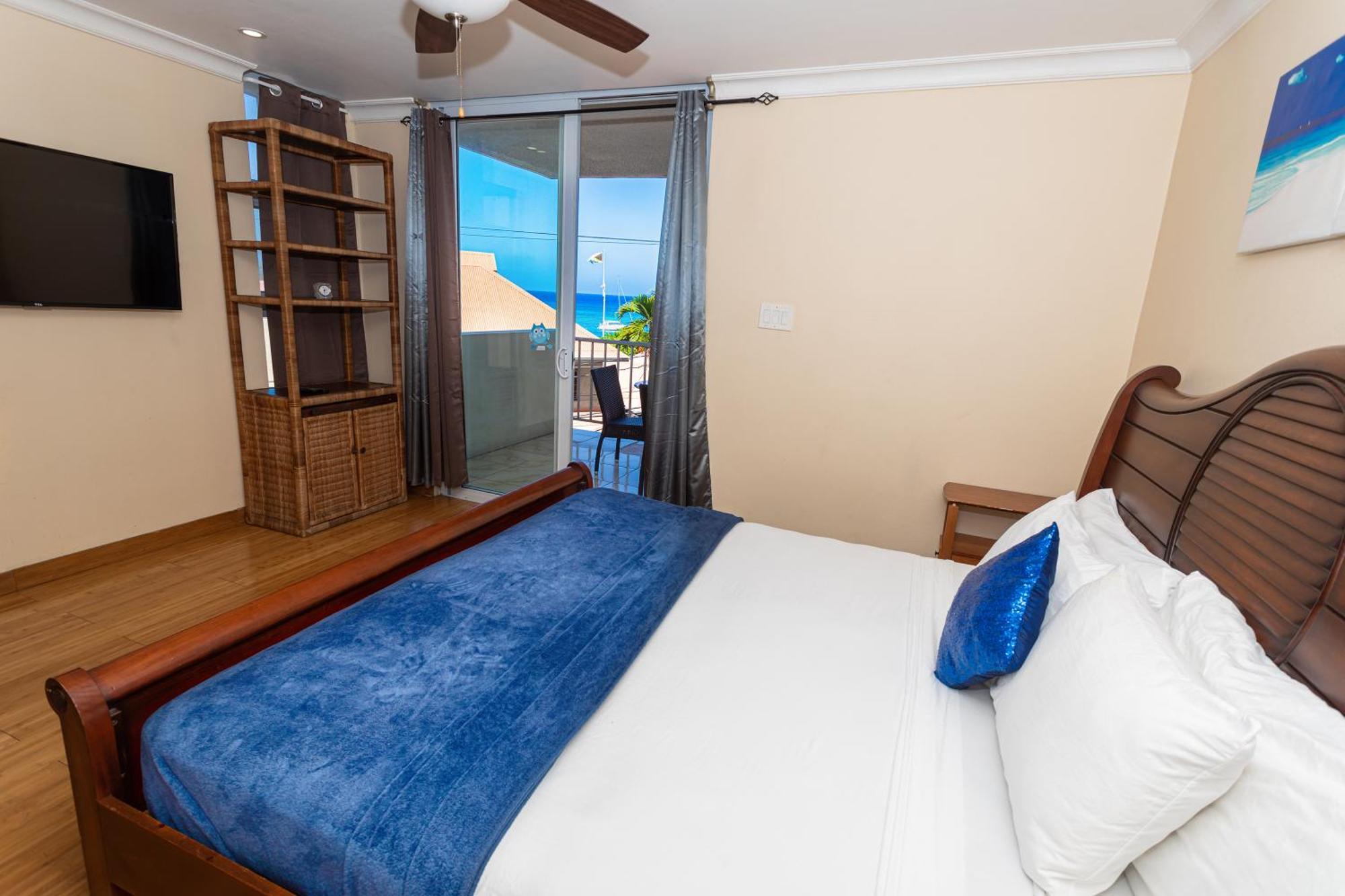Montego Bay Club Apartments 외부 사진